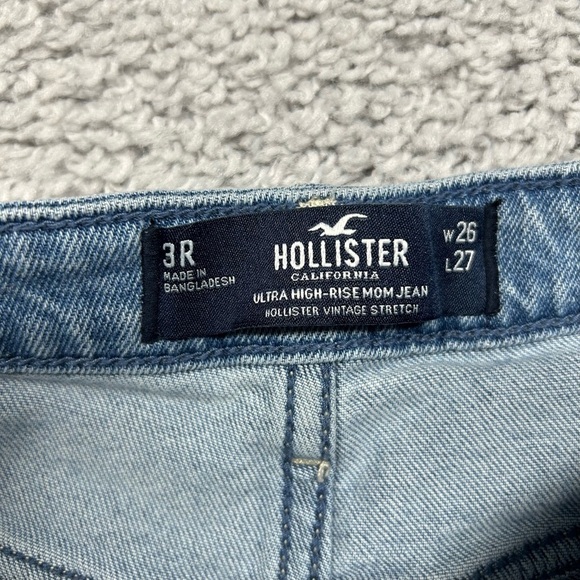 Hollister Jeans Womens 3 Ultra High Rise Mom Jean Vintage Stretch Patches Light - Picture 2 of 4